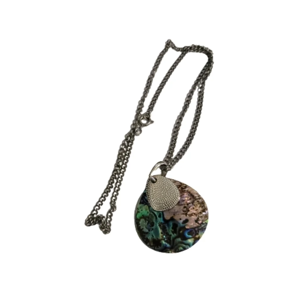 Abelone shell necklace mother of pearl and silver tone pendant